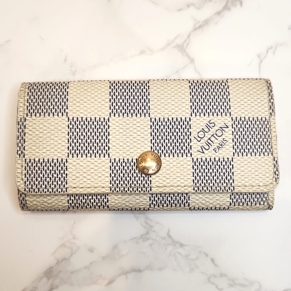 Authentic Louis Vuitton Damier Azur 4 Key Case